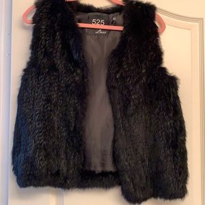 525 America Fur vest